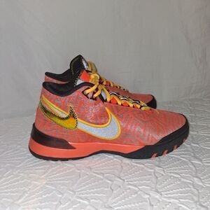 Nike Nxxt Genisus Orange Le Bron and Yellow Basketboll Shoes Mens Patterned Sz 7